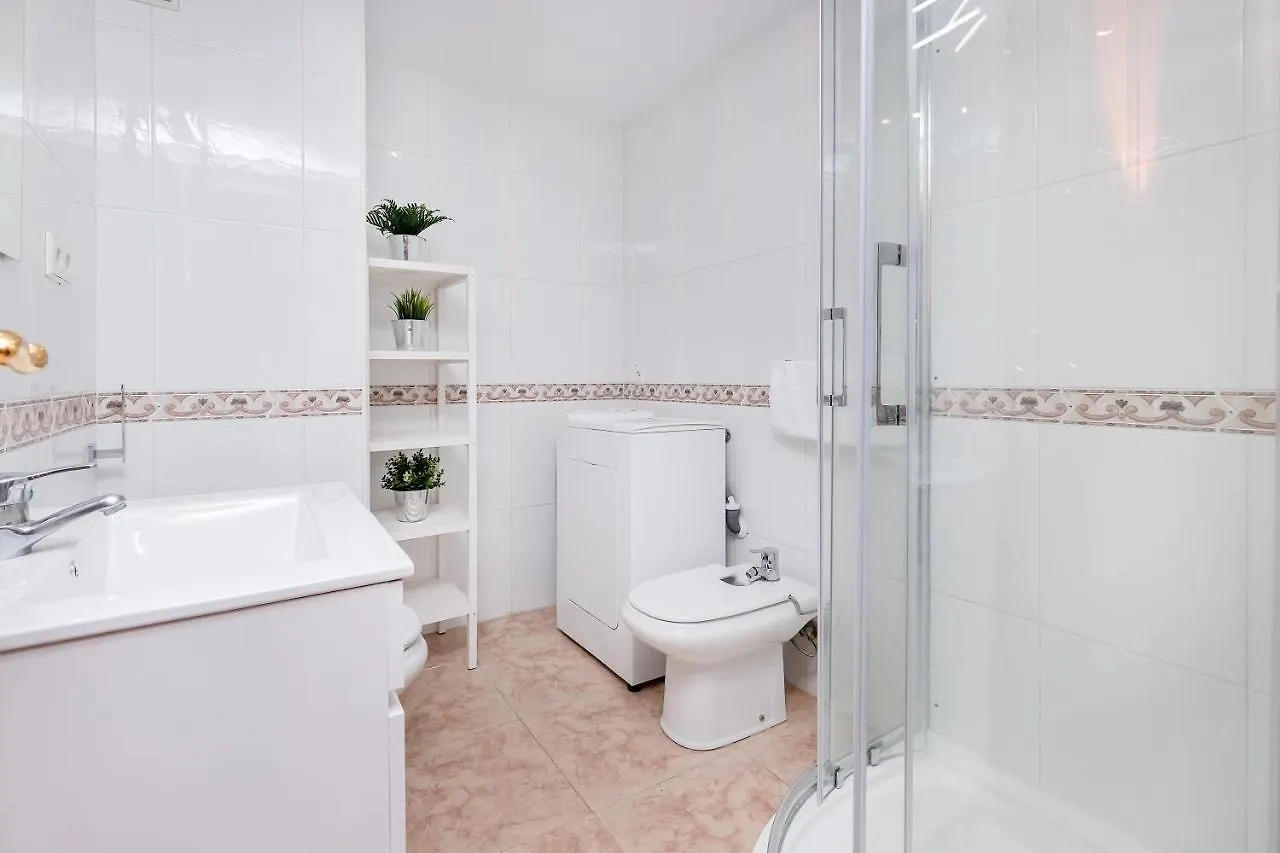 Bhost - Carihuela Beach توريمولينوس 0*,  إسبانيا