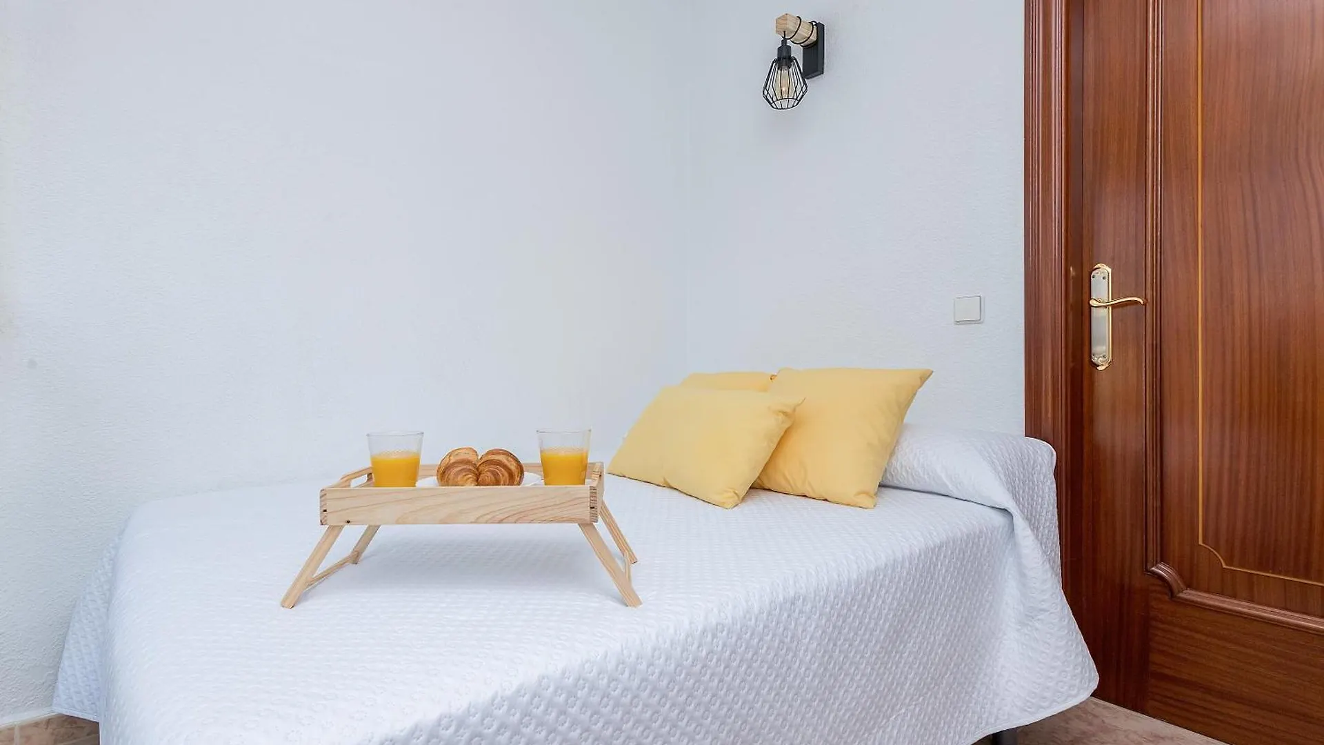 Bhost - Carihuela Beach Torremolinos Apartamento